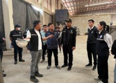 ส.ส.ชลบุรี พร้อม ที่ปรึกษา รมว.อุตสาหกรรม ตรวจสอบโรงงาน พื้นที่อ.บ้านบึงประกอบกิจการโดยไม่ได้รับอนุญาต